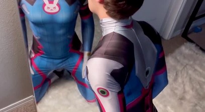 322.8 Videogame cosplayer loves it up the ass