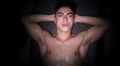 GLORYHOLE WALL! Wanna fuck a random asshole?