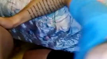 Troia rumena che si fa fistare e scopare