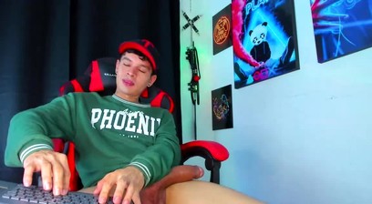 Moises 9 inch Cock Solo Jerk