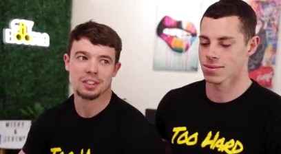 Two Juicy Hunks Collide! Muscle Micky Fucks Juicy Jeremy!