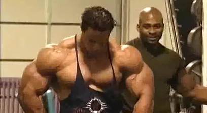 Kevin Levrone Lifting Weights, Flexing, and Posing 3 Weeks Before 2000 Mr Olympia