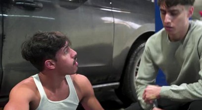 Internet Papi fucks Angel Elias – February Spotlight Internet Papi Gives Angel Elias an Oil