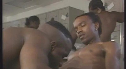 Black Workout - Nick & R.J. flip-flop in the gym