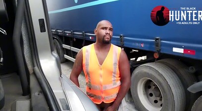 trucker crashing in the yard