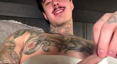 Jakipz Horny Masturbation