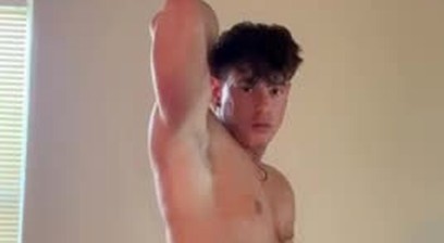 Drew Flexx Jacking Off