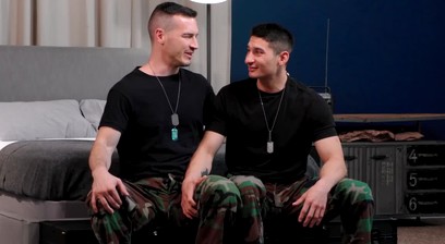 Muscular Derek Kage indulges in a flip fuck breeding with Jim Fit