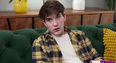 Step Bro Caught Gooning And Now I'm Boning