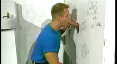 Blade Thompson bottoms for Alex Carrington