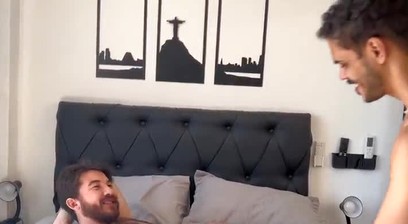 I saw it at the gym in Rio de Janeiro and took it to my room.