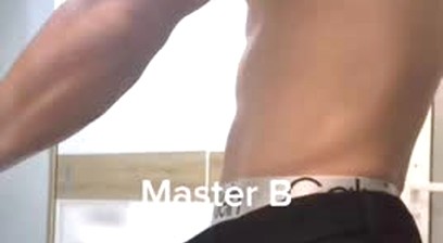 Vietnamese - MasterB và những chú cún