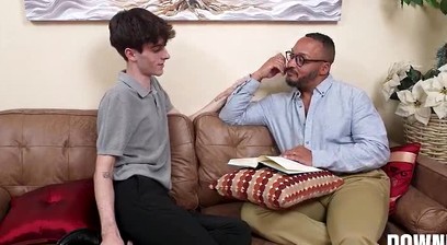 Max Maybry Pleads & Offers Hole to Dillon Diaz Raw Pound