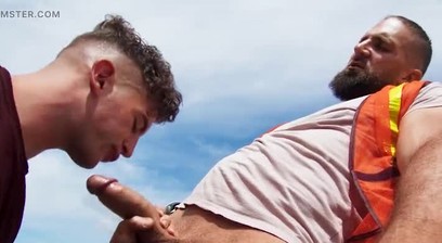 MEN - Chuck Conrad Delivers A Deep, Hard Fuck To Trevor Brooks In The Car And Finishes With A Facial
