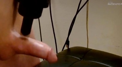 DILLON DOUGH picks up good vibrations and drops off a hot cumshot in this video!