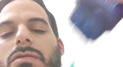 The best face fuck is when I put my favorite yellow t-shirt