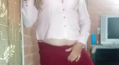 Latina transvestite, sensual and with a hot cock