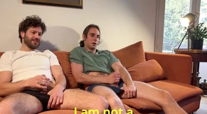 Straight friend jerks off with bi buddie