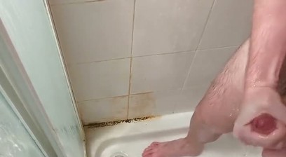Taking a Nice Hot Shower Wank