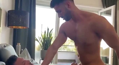 Harryxmodel & Thaurus