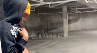 Hooking up with trade in public