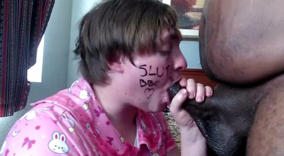 sissy gets facefucked by BBC and throws up. cant handle getting throat fucked today.