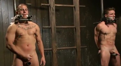 A Pain Slut and a Newcomer - Live Show