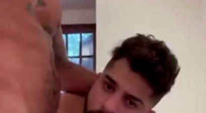 Hairy hunk Samxxxmuller fucked by Cleocentrismo