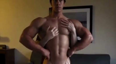 Young Bodybuilder Felt Up