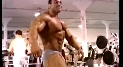 Nasser El-Sonbaty Sexy Posing Gym