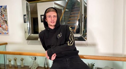 Young Sporty Straight Lad Shows off his Fit Body & Wanks his Big Hard Uncut Cock & Cums!