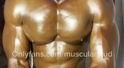 MUSCLE WORSHIP CUM PLAY AND BBC WORSHIP