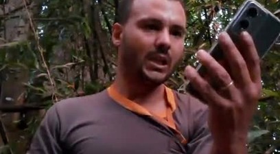 Handjob in the middle of the bush at dusk