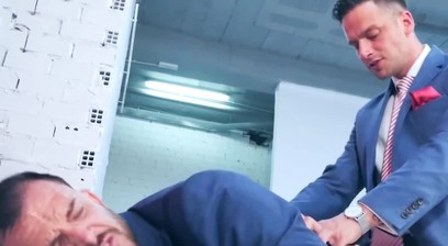 Cock addicted stallion Damon Heart gets a rough throatfuck