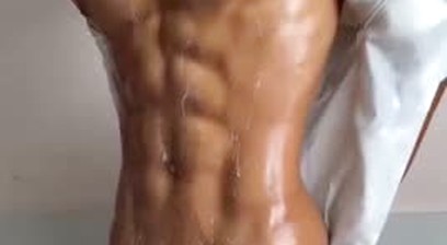 Vietnamese - Anh trai thẳng body như tạc tượng
